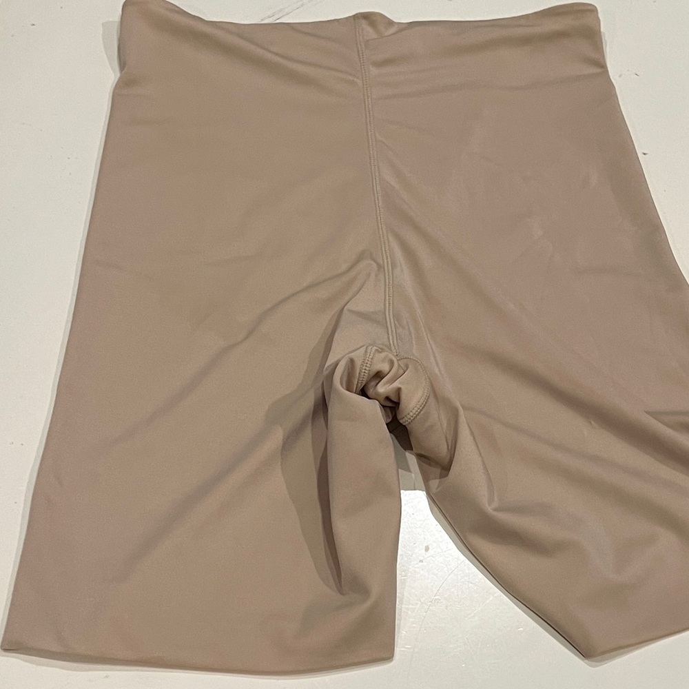 Spanx Shape-wear Shorts for a Stream-Lined Silhouette Size L